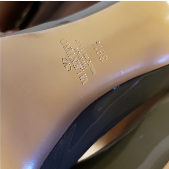 Garavani Valentino 39/39.5 - Picture 5 of 10